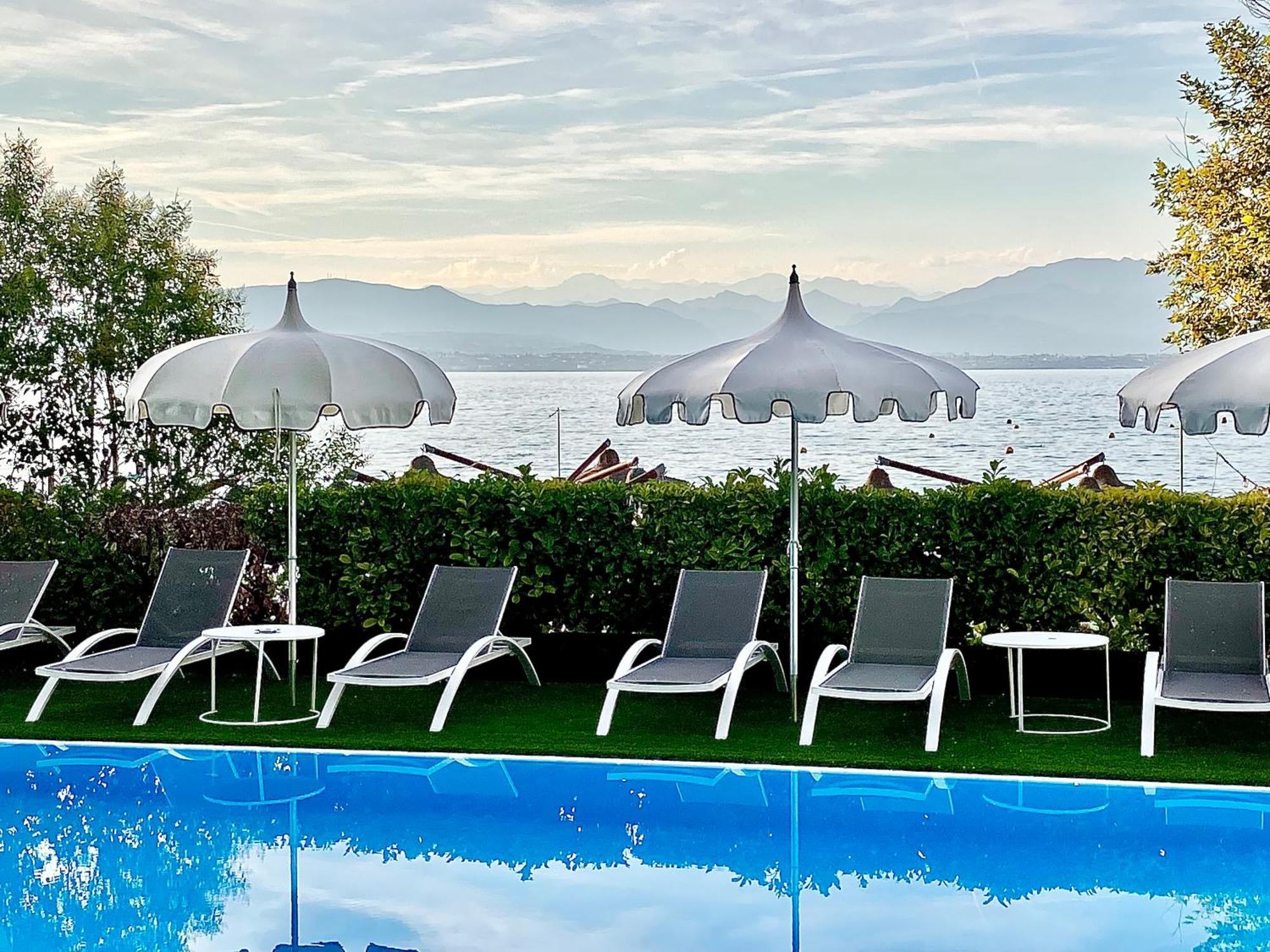 Hotel Aquila D'Oro Desenzano Desenzano del Garda Exterior foto